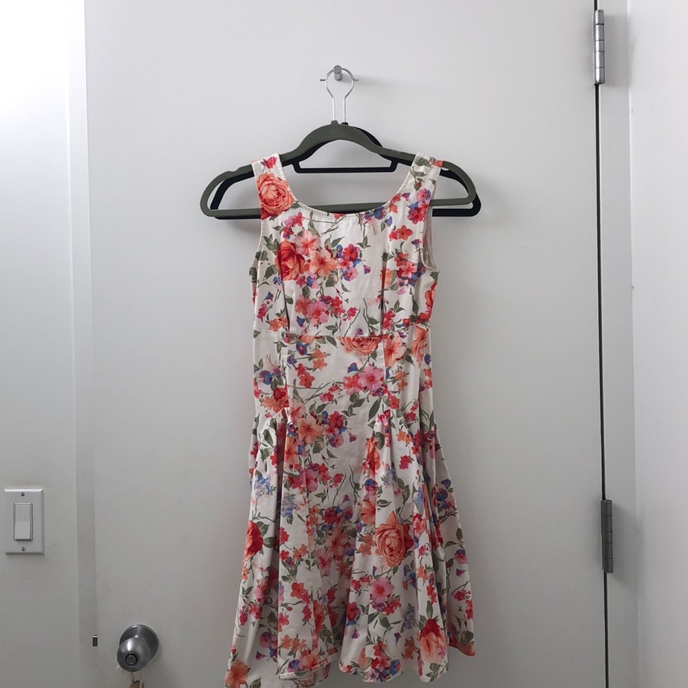 Floral Dress size small